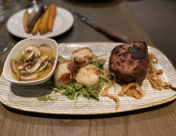 Blinkers Beachside in Clearwater Beach