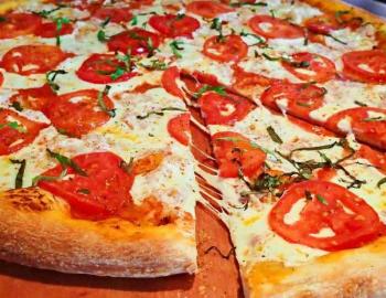 Slyce Pizza Bar in Madeira Beach