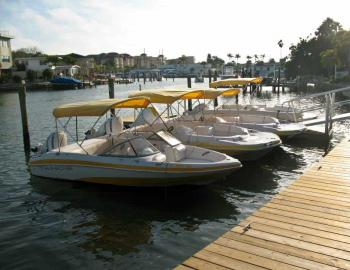 Treasure Isle Boat Rentals in Treasure Island